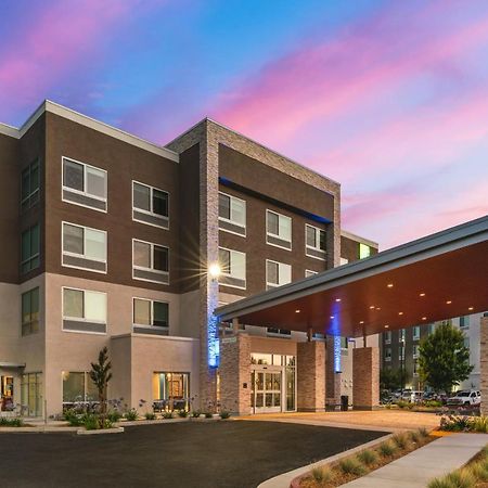 Holiday Inn Express & Suites - Suisun City By Ihg Экстерьер фото