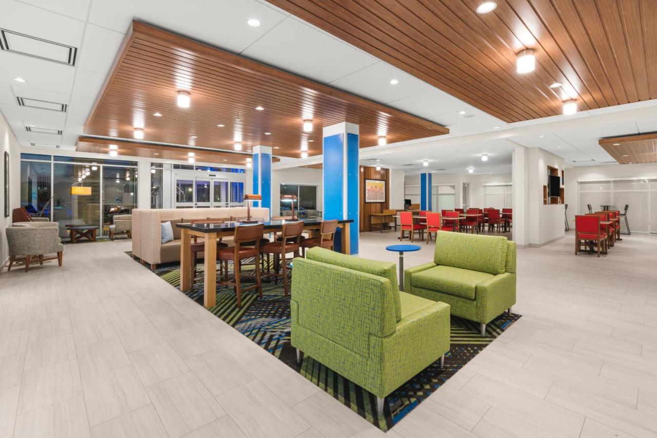 Holiday Inn Express & Suites - Suisun City By Ihg Экстерьер фото